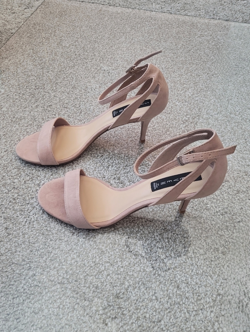 STEVEN | NIB Suede Ankle-Strap Heels in Dusty Rose